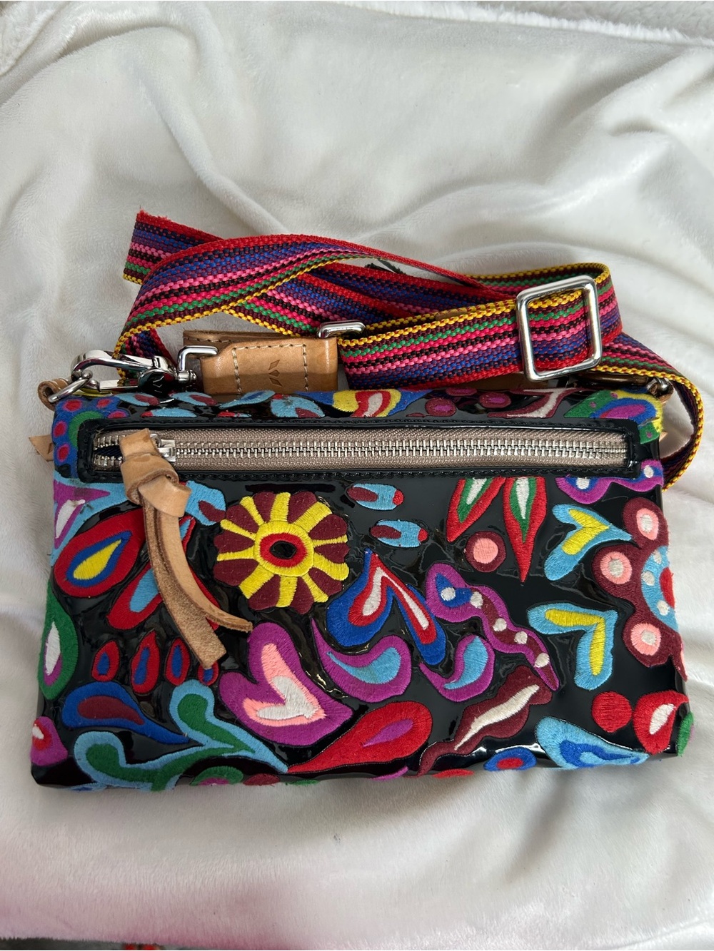 Consuela Mack Uptown Crossbody - Picture 7 of 7